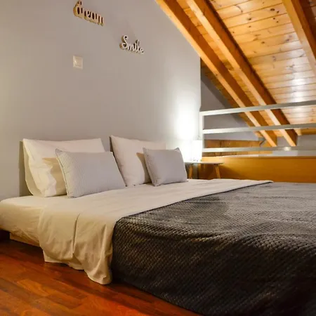 Wooden Ceiling Up To 4 Apartment Kalamata